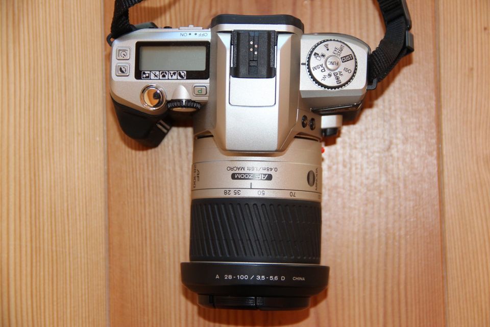 Dynax 5 Minolta AF 28-100mm, 3,5-5,6, analoge Spiegelreflexkamera in Meißen