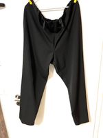 schöne Stoffhose von Ulla Popken, Gr. 52, Super leichter Stretch Hessen - Fronhausen Vorschau