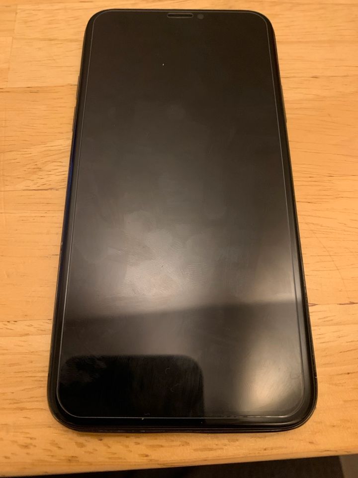 iPhone X / 256 GB Speicher / schwarz in Detmold