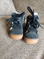 Gefütterte Schuhe Gr 19 Sachsen-Anhalt - Salzatal Vorschau