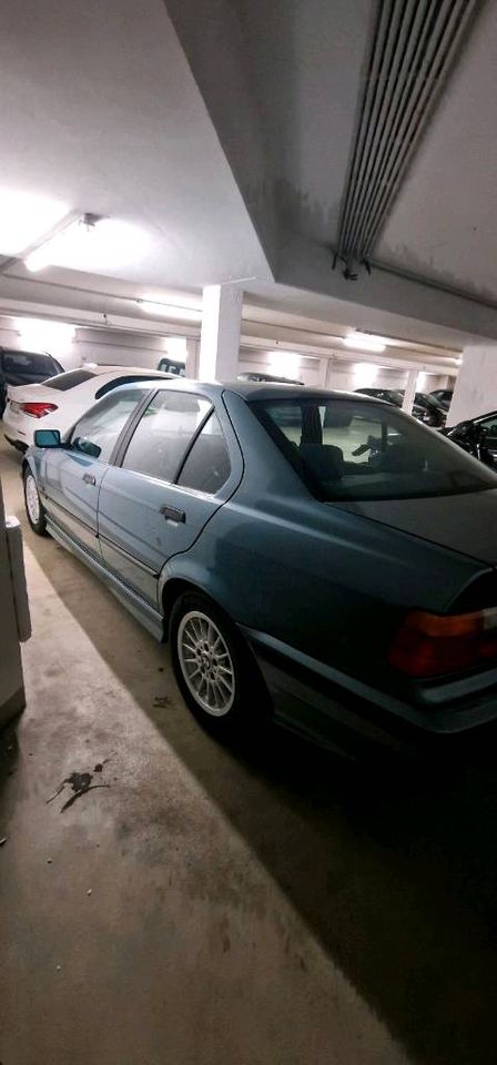 Bmw E36 320i in Sulzbach