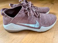 Nike Zoom Trainer Gr. 42 TOP US 10, UK 7,5 rose Hessen - Alsfeld Vorschau