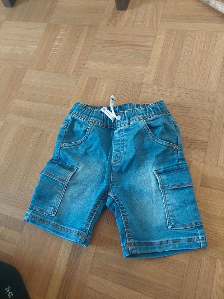 Shorts Topomini Größe 80 in Nidda