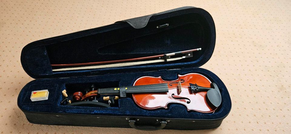 Steinbach Anfängergeige 1/2  inkl. Schulterstütze. Violone in Solingen