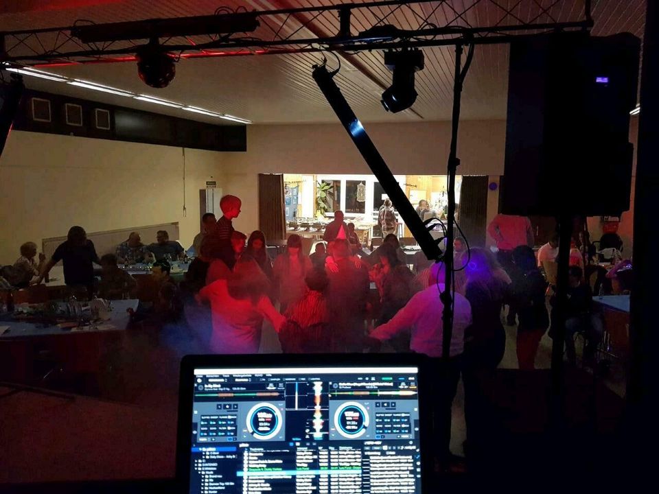 Hochzeits Dj Geburtstag JGA Firmenfeiern in Merzig