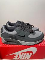 Nike Air Max 90 Sneaker Gr. 42 NEU grau Aachen - Aachen-Mitte Vorschau