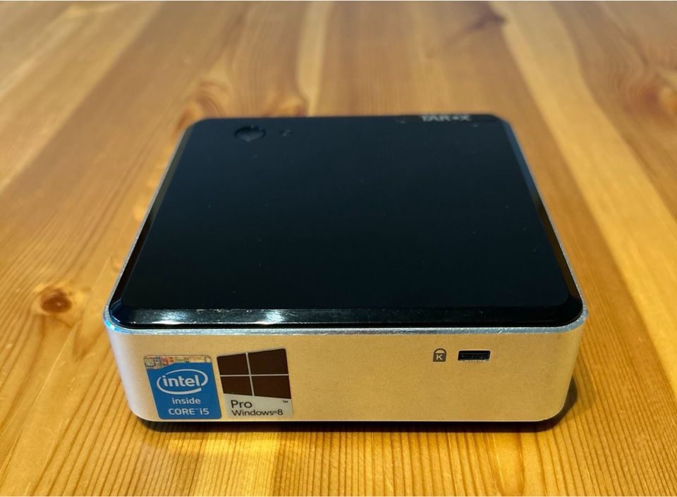 Intel NUC | D54250WYK | i5-4250u | 128Gb SSD | Win 10 Pro in Wiesbaden