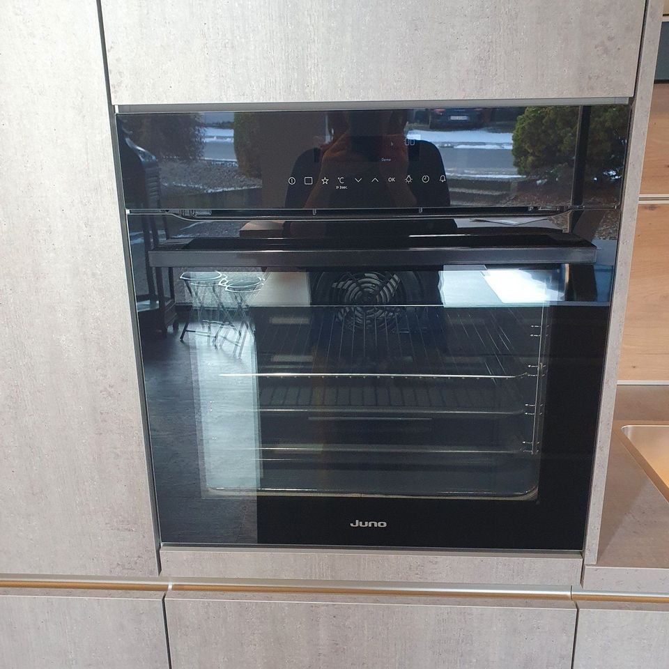 Backofen Juno JB126S0, Schwarzglas in Gundelsheim