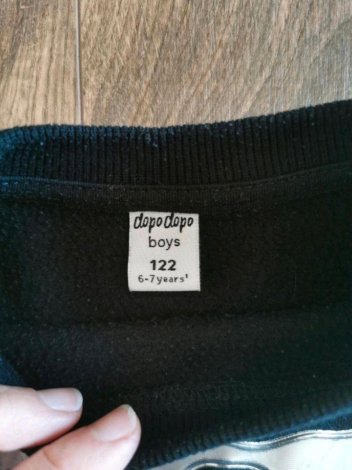 Pullover Gr. 122 in Höhenberg i. T.