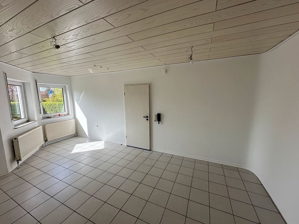 Einraumwohnung / 1-Zimmerwohnung in Pohlheim Watzenborn-Steinberg in Pohlheim