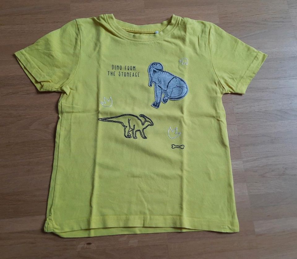 T-Shirt Dino Topolino Größe 110 in Mosbach