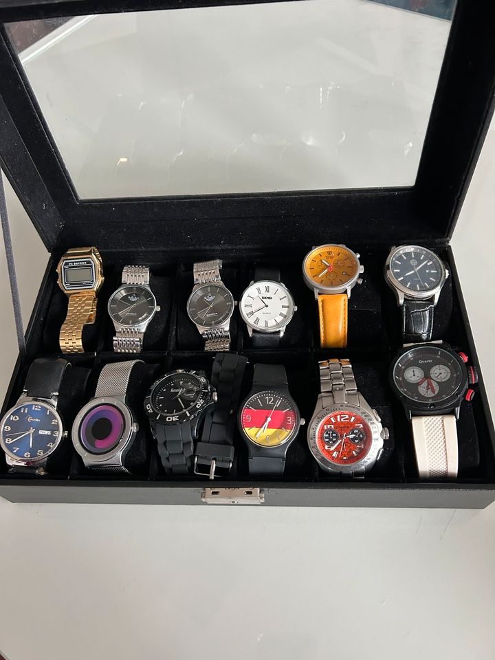 Armbanduhr 12 Herrenuhren inkl Uhrenkasten in Hagen