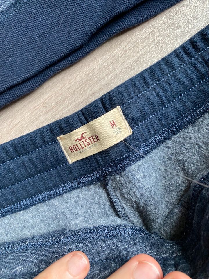 Hollister Jogginganzug Hose M ,Oberteil L stylisch cool Style in Berlin