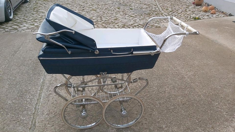 RIEMERSMA Nostalgie-Kinderwagen 1960er Jahre in Erfurt