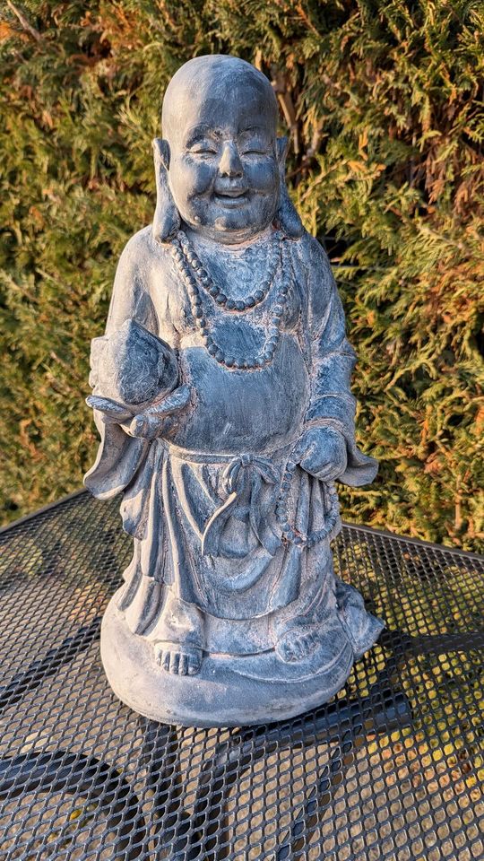 Buddha Gartendeko Asiatisch Deko in Halle