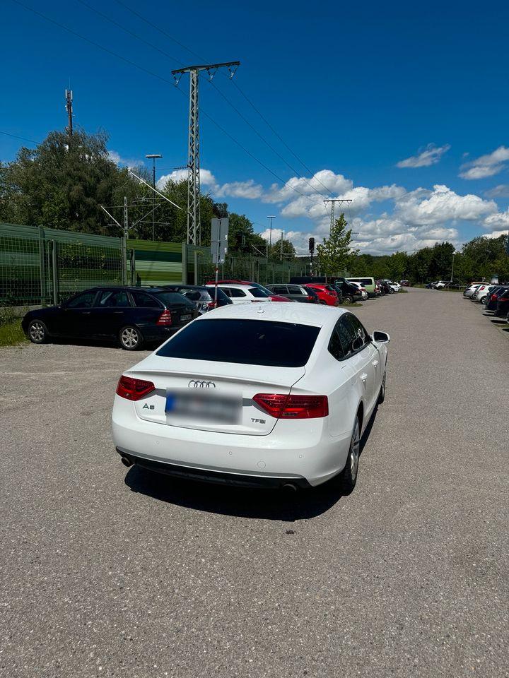 Audi A5 S-line Scheckheftgepflegt/ Neue Steuerkette + Servis in Altusried