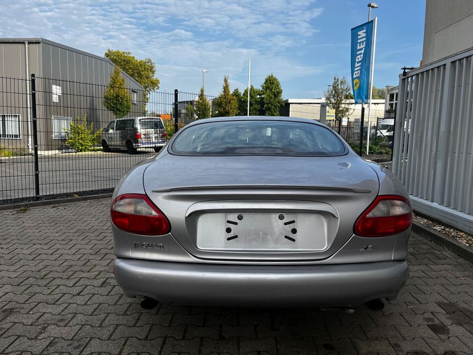 Jaguar XKR S/C Coupe kein Rost in Bochum