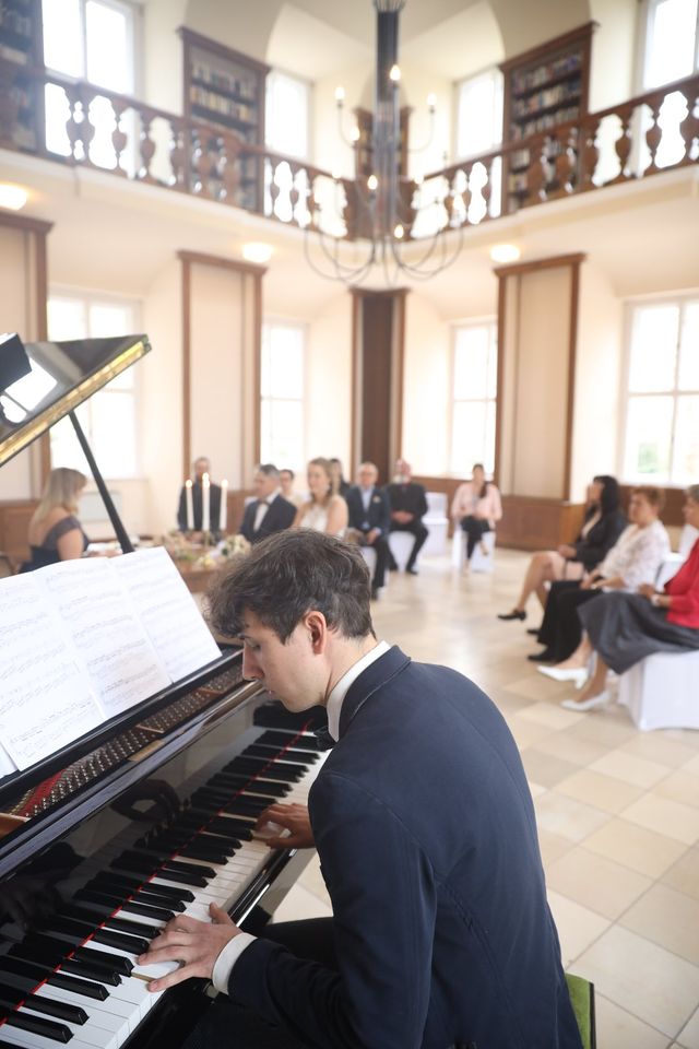 Pianist für Hochzeit, Geburtstag, Feiern in Leipzig