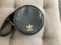 adidas Bauchtasche Schwarz Gürteltasche Handtasche Gold pu Leder Baden-Württemberg - Bad Saulgau Vorschau