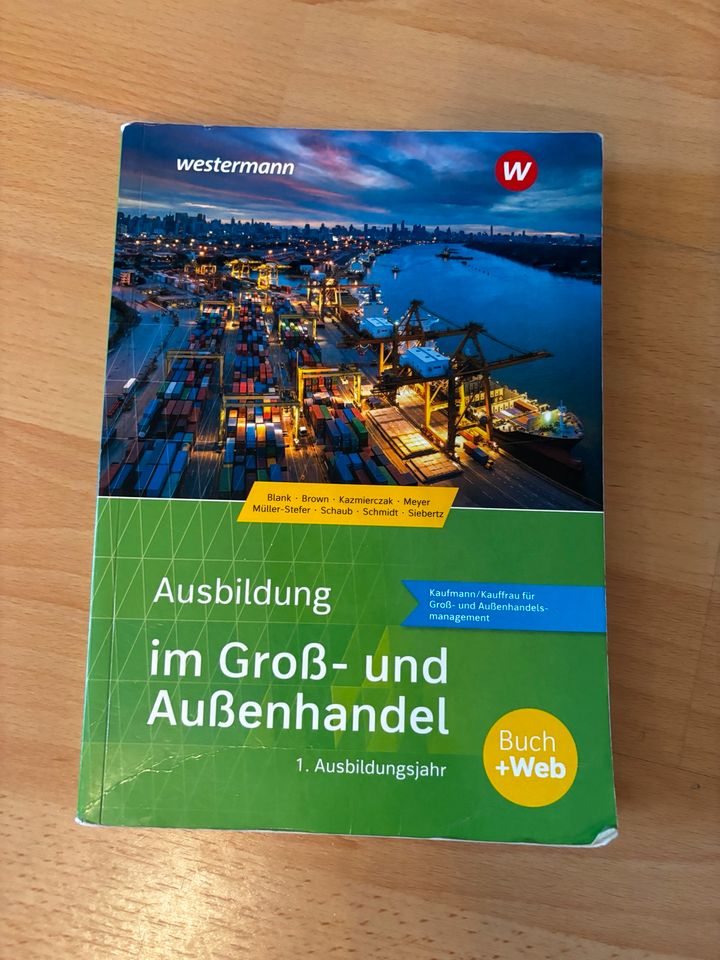 Schulbücher Groß- und Außenhandel 1.,2, u. 3. Lehrjahr in Nöda