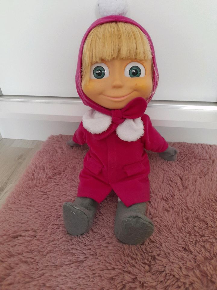 Puppe "Mascha" ca. 40 cm, Winter-Outfit in Bad Griesbach im Rottal