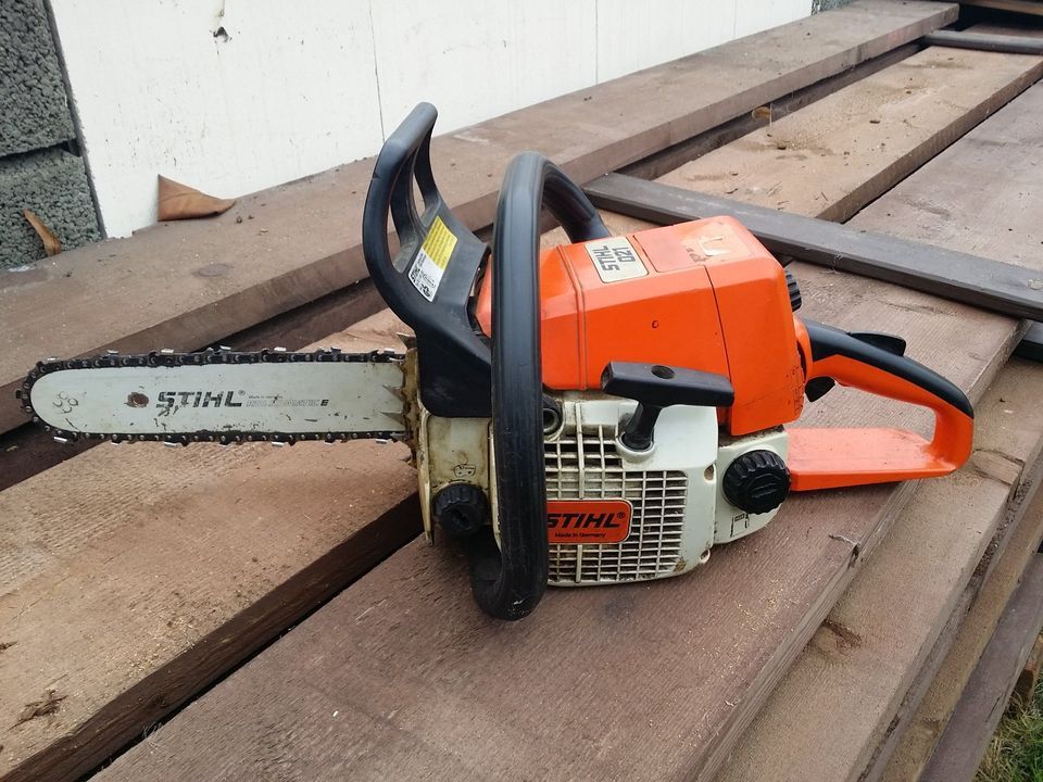 Stihl  021 in Weyhausen