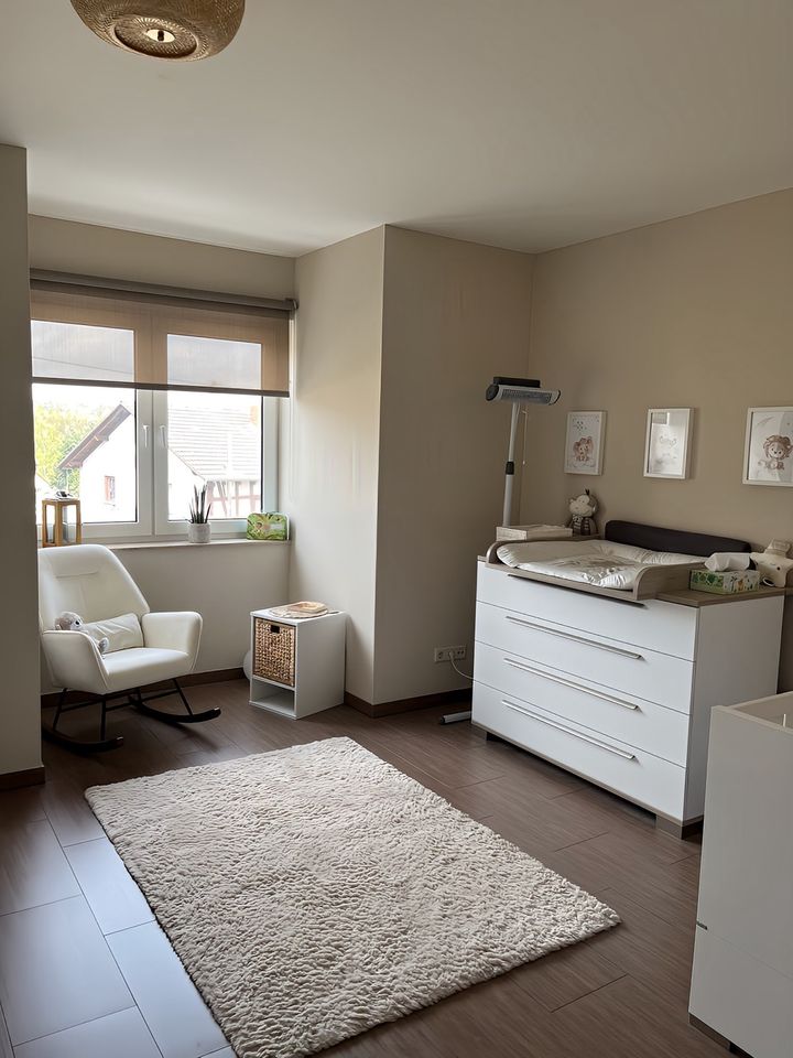 Helle moderne 3 Zimmer Wohnung in Windhagen zu vermieten. in Windhagen