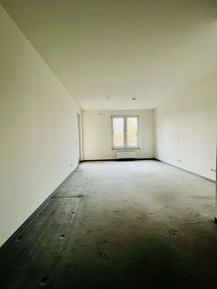 Nahe Frankfurt International School: Schöne 4-Zimmer-Wohnung mit Balkon Oberursel in Oberursel (Taunus)