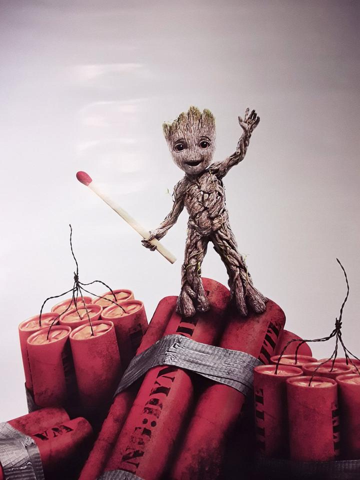 Poster Guardians Of The Galaxy Vol. 2 Groot Dynamite (61 x 91,5) in Neu Wulmstorf