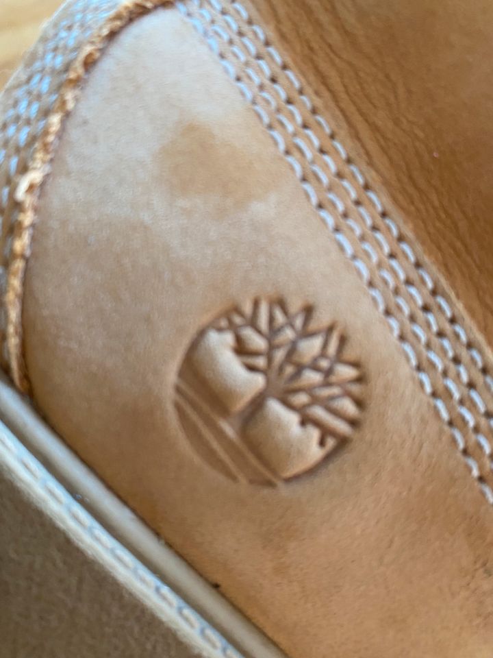 Kinder Timberland Schuhe  Wanderschuhe Größe 35 in Moers