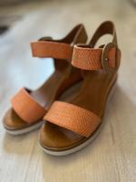 Bugatti Keilabsatz Sandalen 38 Thüringen - Wasungen Vorschau