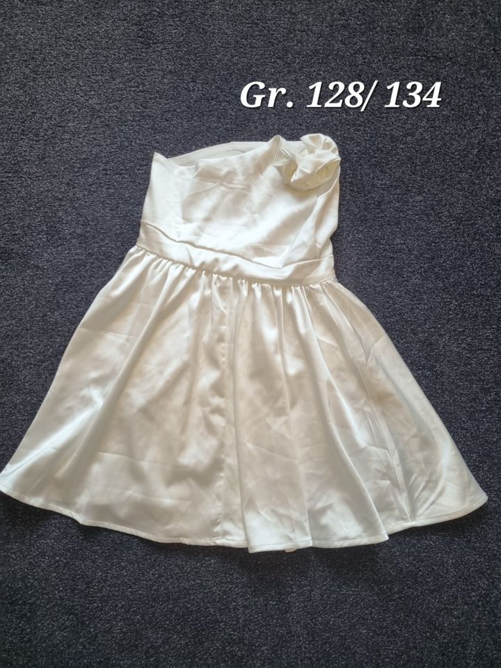 Kleid Taufe, Hochzeit, Kommunion, festlich Gr. 134, NP 35€ in Reken