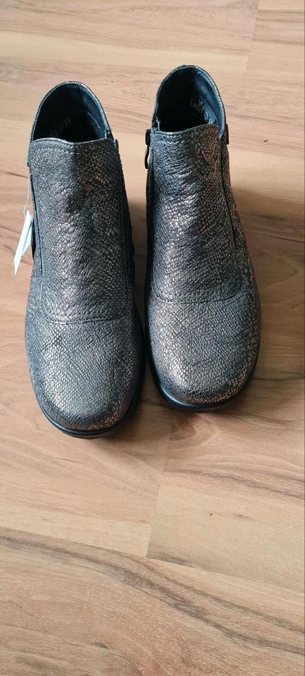 Caprice Stiefeletten mit Tex Neu 41  Leder mit Wechselsohle in Schöppenstedt