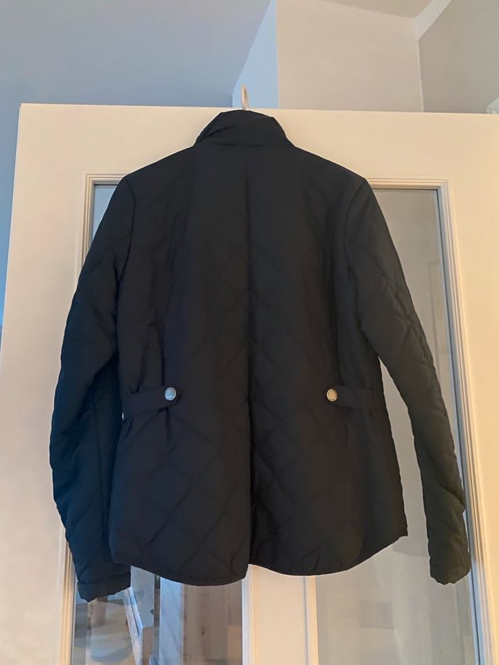 H&M Steppjacke dunkelblau Gr. 38 in Schalkholz