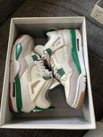 Jordan 4 SB Pine Green Brandenburg - Schönefeld Vorschau