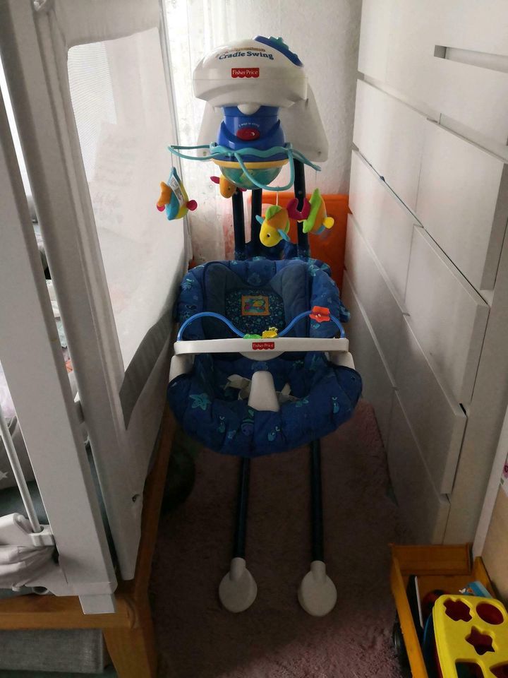 Fisher Price Meeresfreunde Schaukel Ocean Wonders Cradle Swing in Hamburg