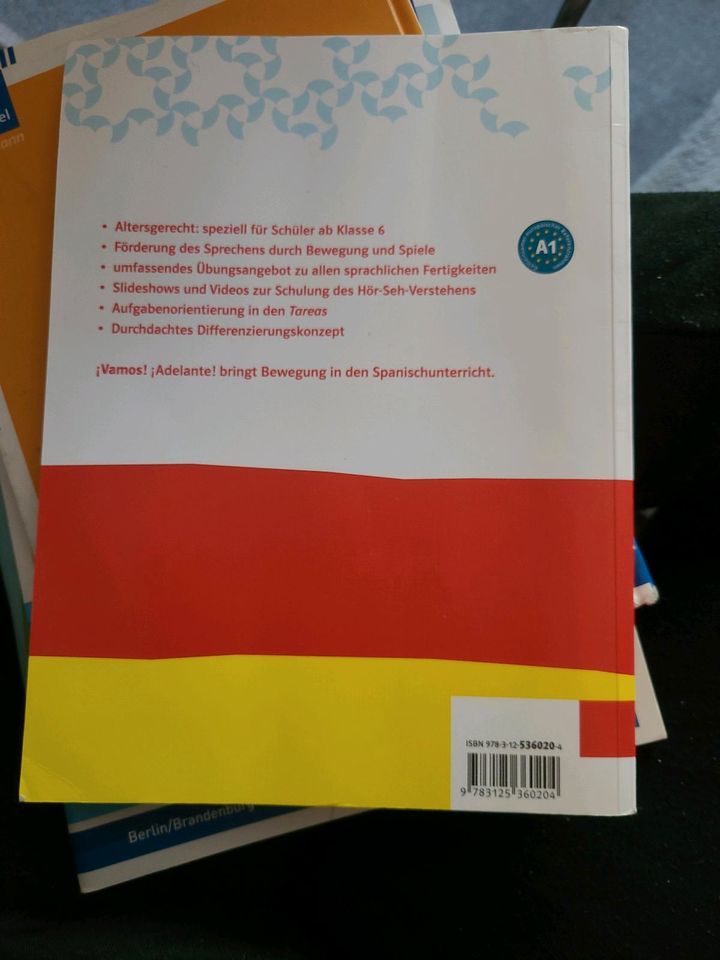 Verschiedene Schulbücher deutsch Mathe Englisch in Berlin