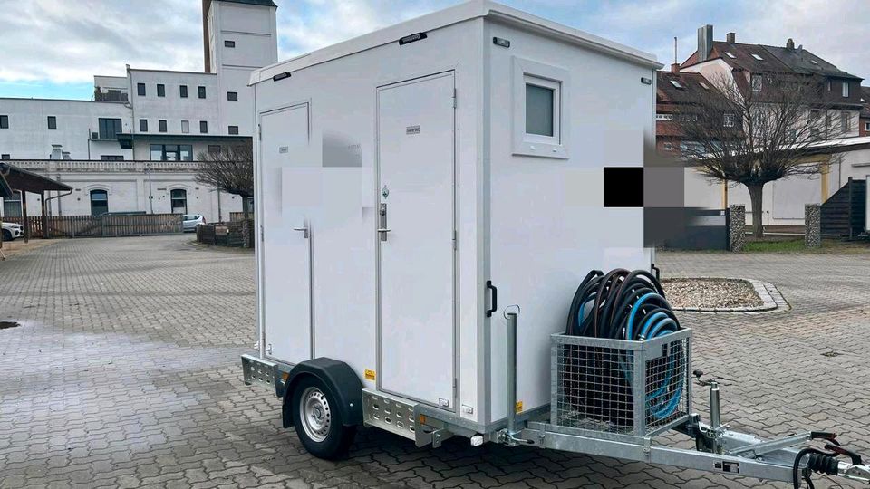 Toilettenwagen Toilettenanhänger WC wagen mieten Verleih in Rastede