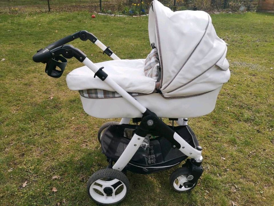 Super Kinderwagen Teutonia, viel Zubehör in Berlin