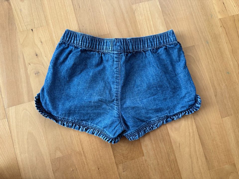 1 Treggings + 1 Capri-Leggings + 1 Jeans-Shorts, Gr. 116 in Buggingen