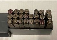 Schlagstempel Tesa Swiss Made 8 mm Poincons a frapper Buchstaben Nordrhein-Westfalen - Solingen Vorschau