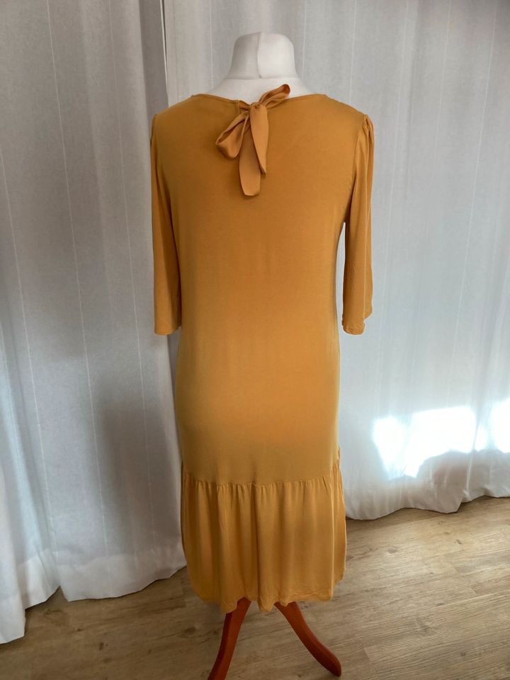 Noa Noa Maxi Kleid senfgelb Gr. M 38 jersey in Freiburg im Breisgau