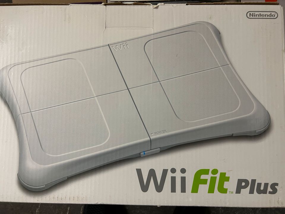 Wii Fit plus Balance Board in Waghäusel