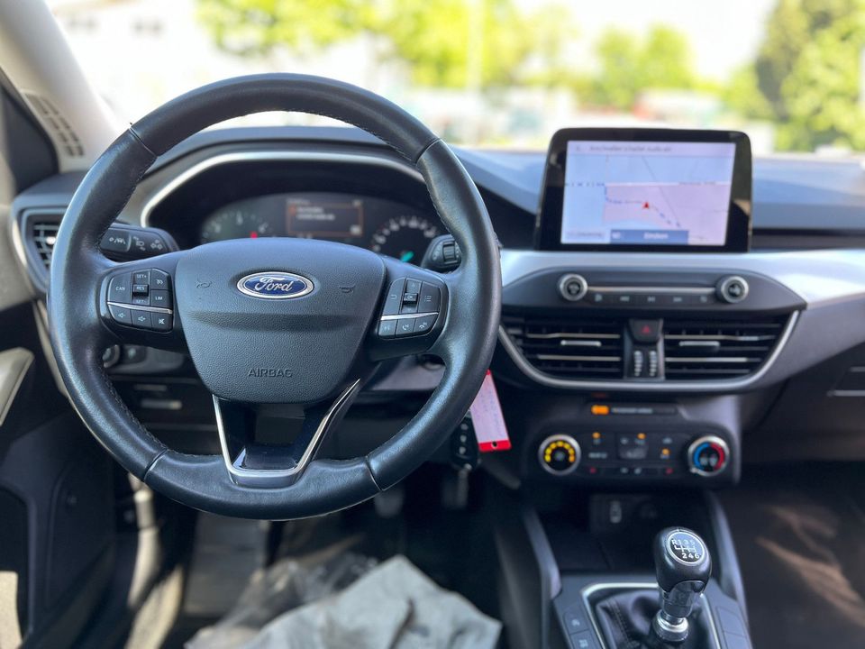Ford Focus Turnier Cool & Connect|Kam|Navi|AHK|SpurAs in Elmshorn