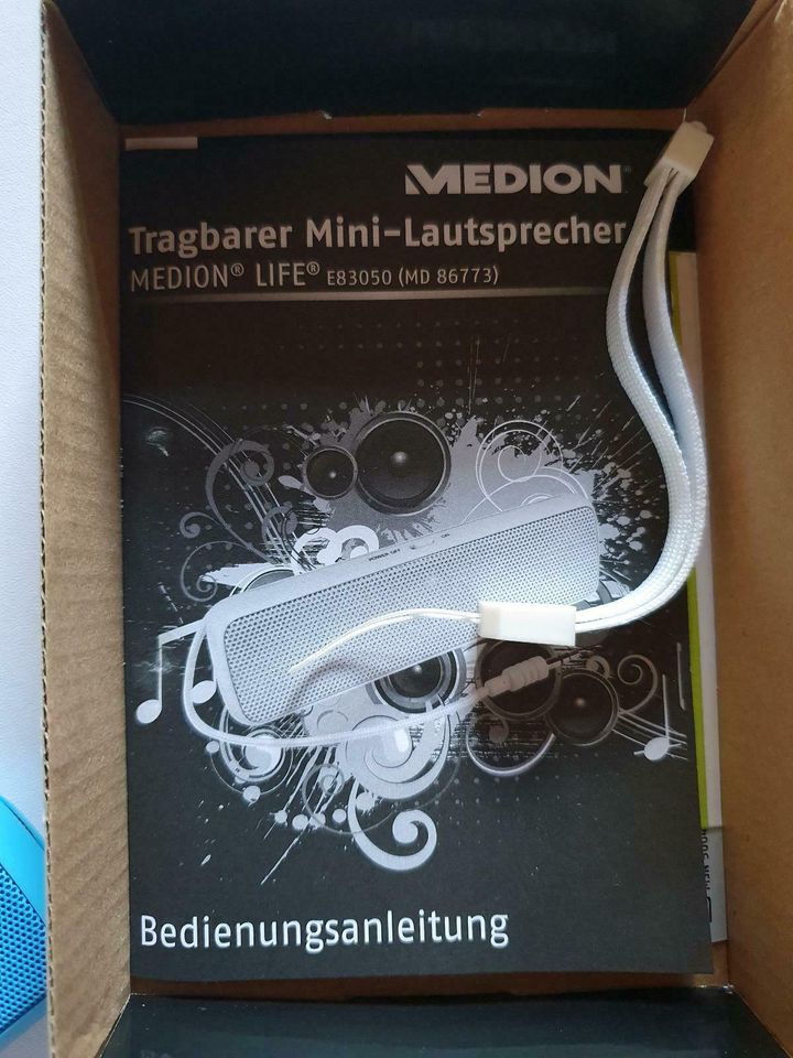 Tragbarer Mini-Lautsprecher (MD 86773) von Medion in Lauenburg