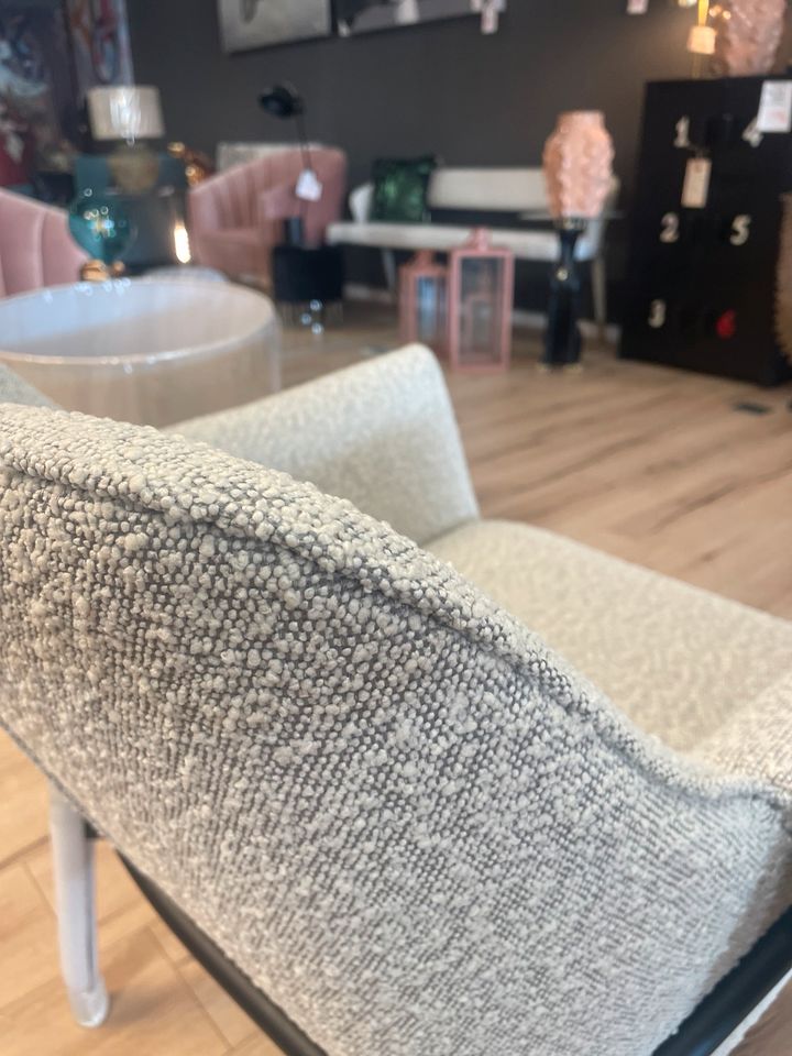 Sessel im modern Scandi chic Design Boucle Stoff in Wesel