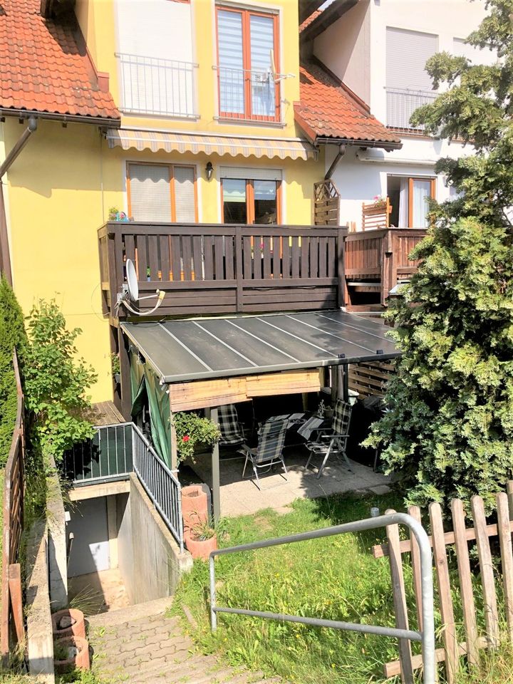 vermietete 3-Raum-Wohnung mit Terrasse in einem 3-Familienhaus in Freital