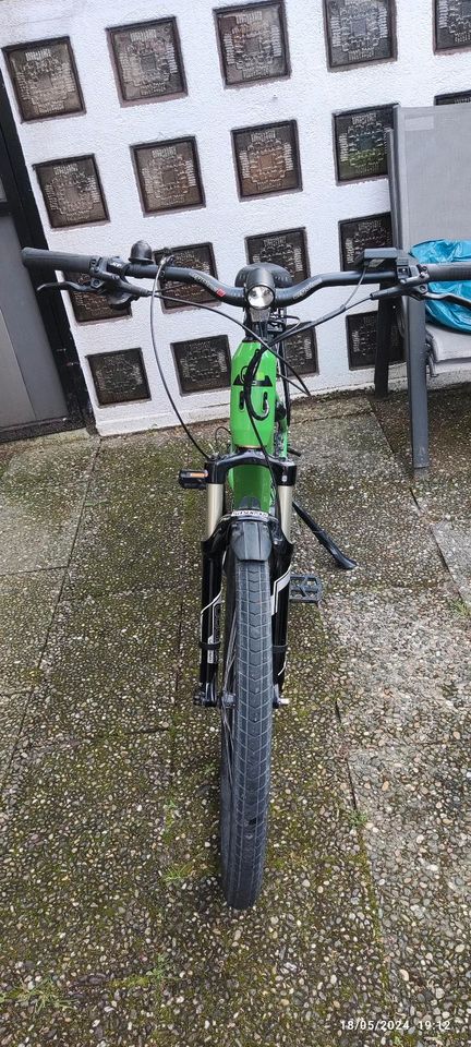 E-Bike Campus 27 Zoll wie neu unfallfrei in Mannheim