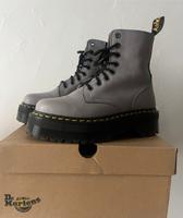 Dr. Martens Jardon III Gr. 38 grau Plateau Stiefel Boots Nordrhein-Westfalen - Lage Vorschau