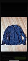 Bluse von Jake‘s, Größe 34, blau mit Käfern Berlin - Treptow Vorschau